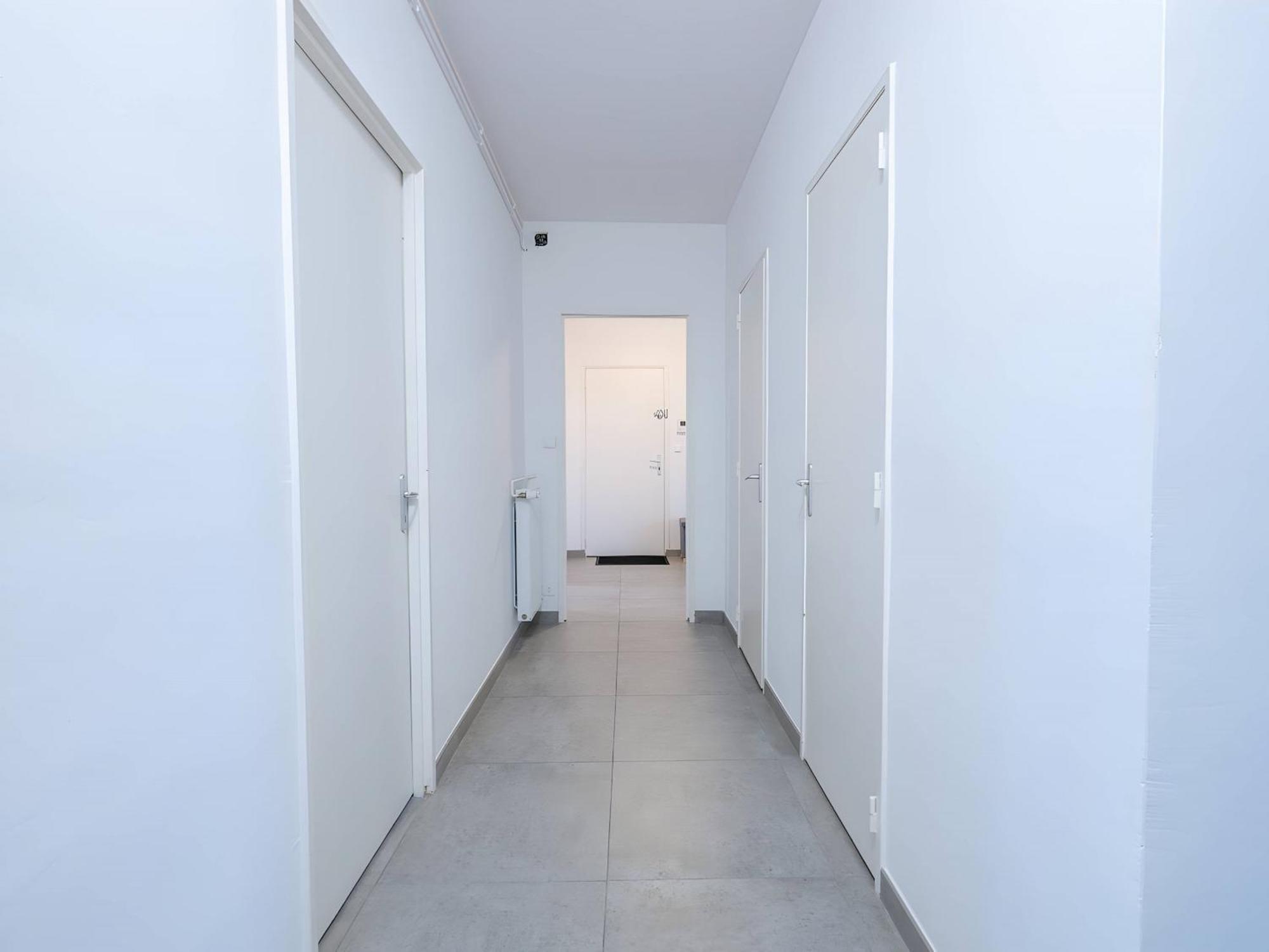 Апартаменты Le Spacieux - Circuit - Parking - 8 Personnes - Reve Au Mans Ле-Ман Экстерьер фото