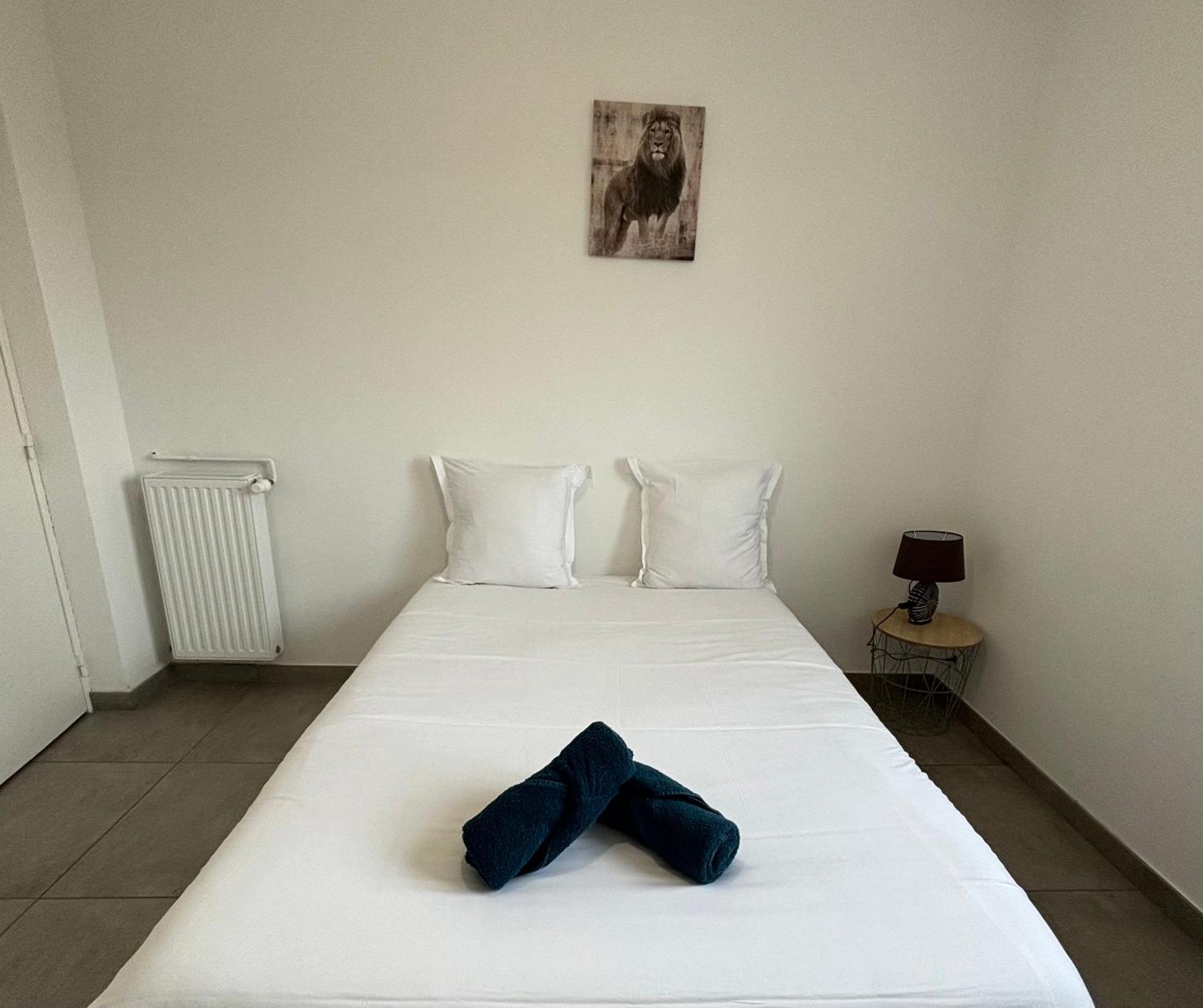 Апартаменты Le Spacieux - Circuit - Parking - 8 Personnes - Reve Au Mans Ле-Ман Экстерьер фото